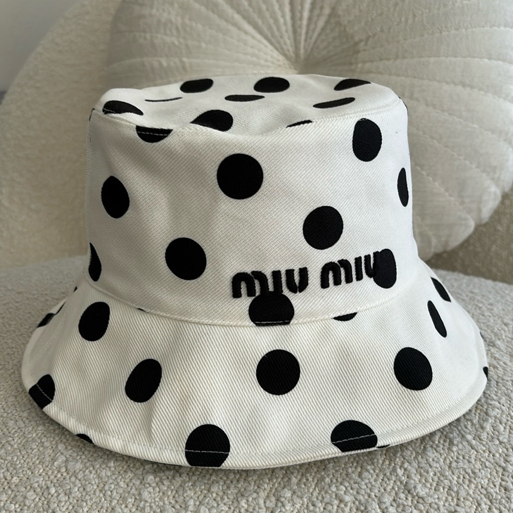 Miu Miu bucket hat